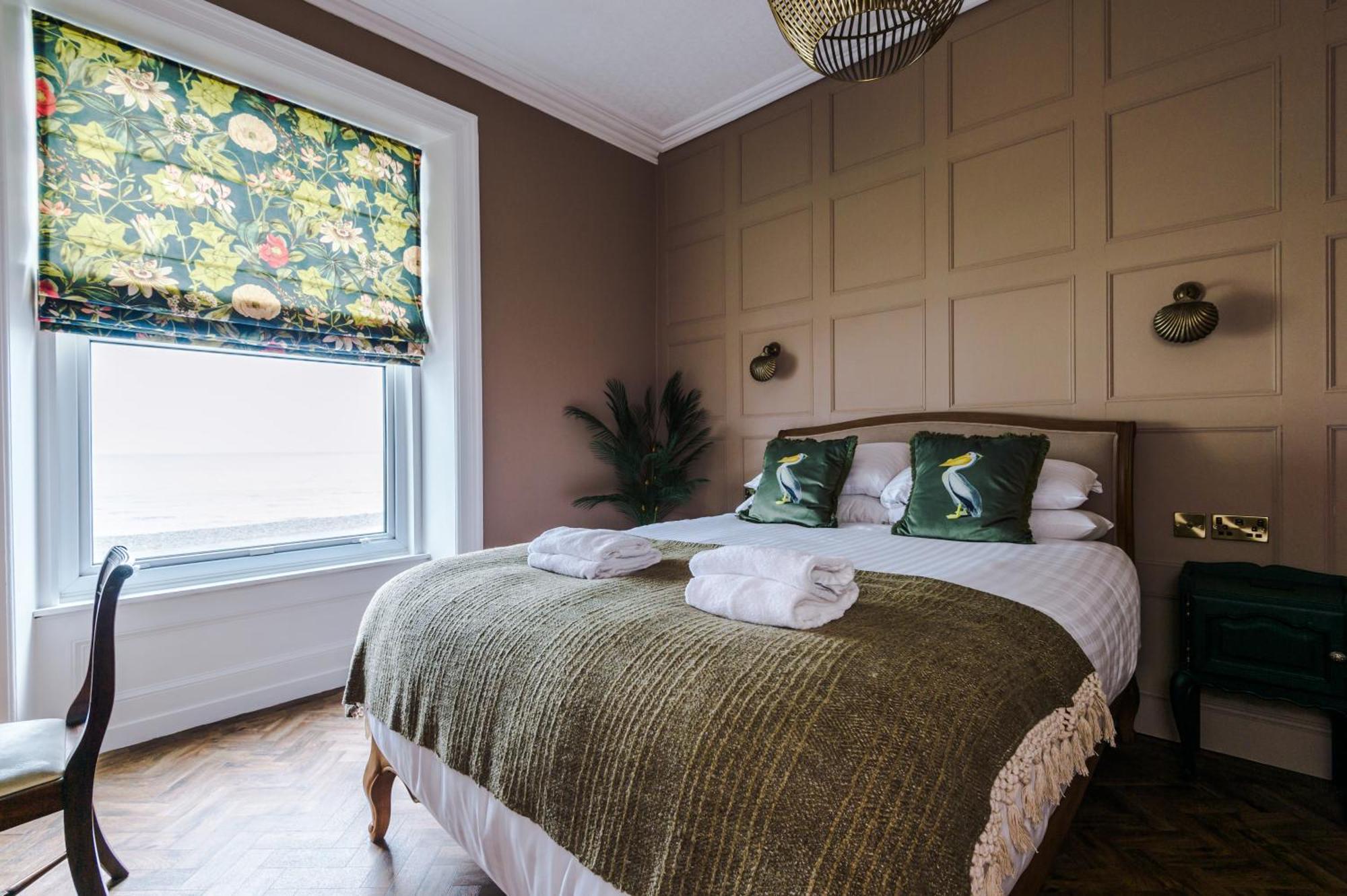 Russell Court By Orenda-Luxe Llandudno Exterior foto